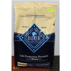 BLUE BUFFALO SENIOR DOG FOOD 30LBS CHICKEN &