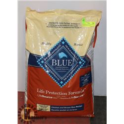BLUE BUFFALO LARGE BREED SENIOR DOG FOOD 26LBS