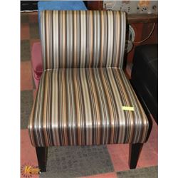 FABRIC STRIPED ACCENT CHAIR.