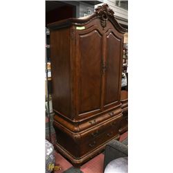 CROWN ARMOIRE (41.5"X24"X68").