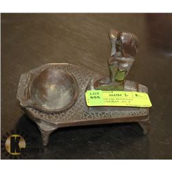 ANTIQUE METAL EGYPTIAN THEMED ASHTRAY - 6"L X