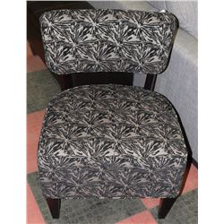 BLACK & BEIGE STARBURST FABRIC ACCENT CHAIR.