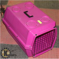 DOG CARRIER PET VOYAGEUR 400 WITH DOG BONE TOY.