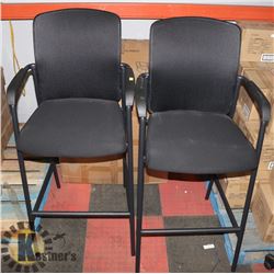 LOT OF 2 OFFICE BAR STOOLS WITH 3 ASSORTED