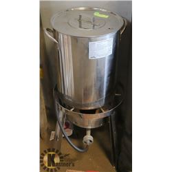 18LB TURKEY COOKER WITH ALL COMPONENTS