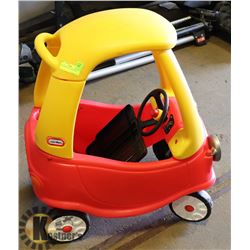 LITTLE TIKES COZY COUPE CAR.