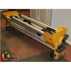 DEWALT HEAVY DUTY UNIVERSAL FOLDING STAND