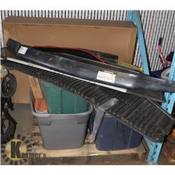 PALLET OF ASSORTRED CAR PARTS