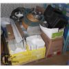 Image 1 : PALLET OF MISC STUFF INCL 3 SETS OF BLINDS,