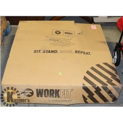 WORK FIT ERGOTRON WORK STATION