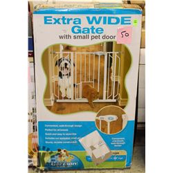 EXTRA WIDE PET GATE