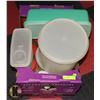 Image 1 : 16 PC TUPPERWARE