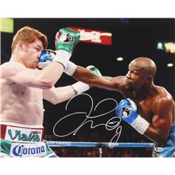 Floyd Mayweather Signed 16x20 Photo (Beckett COA)