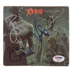 Ronnie James Dio, Vivian Campbell  Vinny Appice Signed Dio "Stand Up and Shout: The Anthology" CD Al