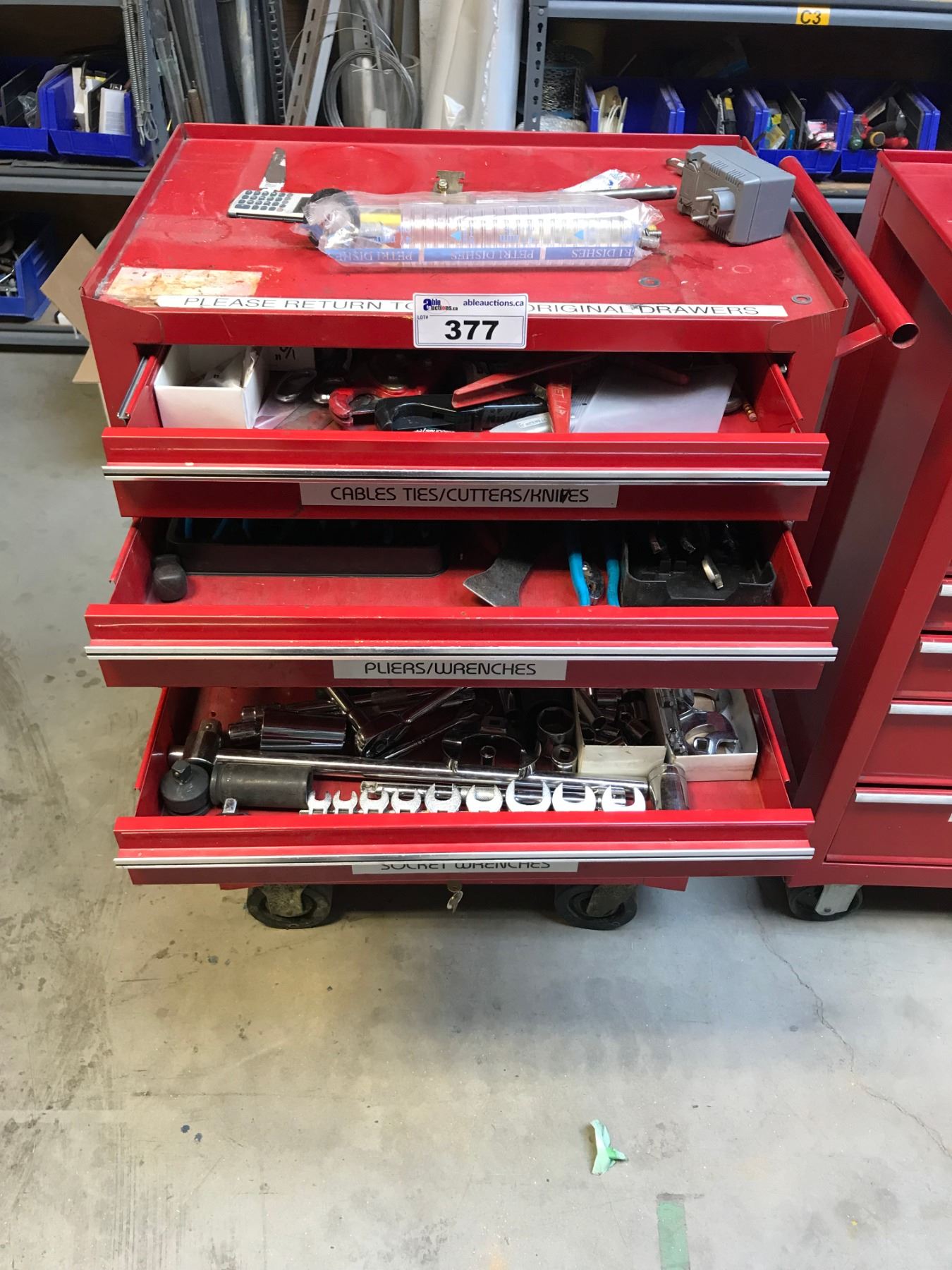 Waterloo tool cart Clearance