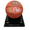 Image 1 : Kareem Abdul-Jabbar Signed Basketball