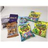 Image 1 : Lot of Assorted Candy