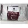 Image 1 : Wamsutta Medium Support Pillow-Standard