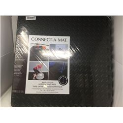 Connect-A-Mat (4 Interlocking Foam tiles and 8 Boarders)