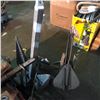 Image 1 : 3 BOAT ANCHORS