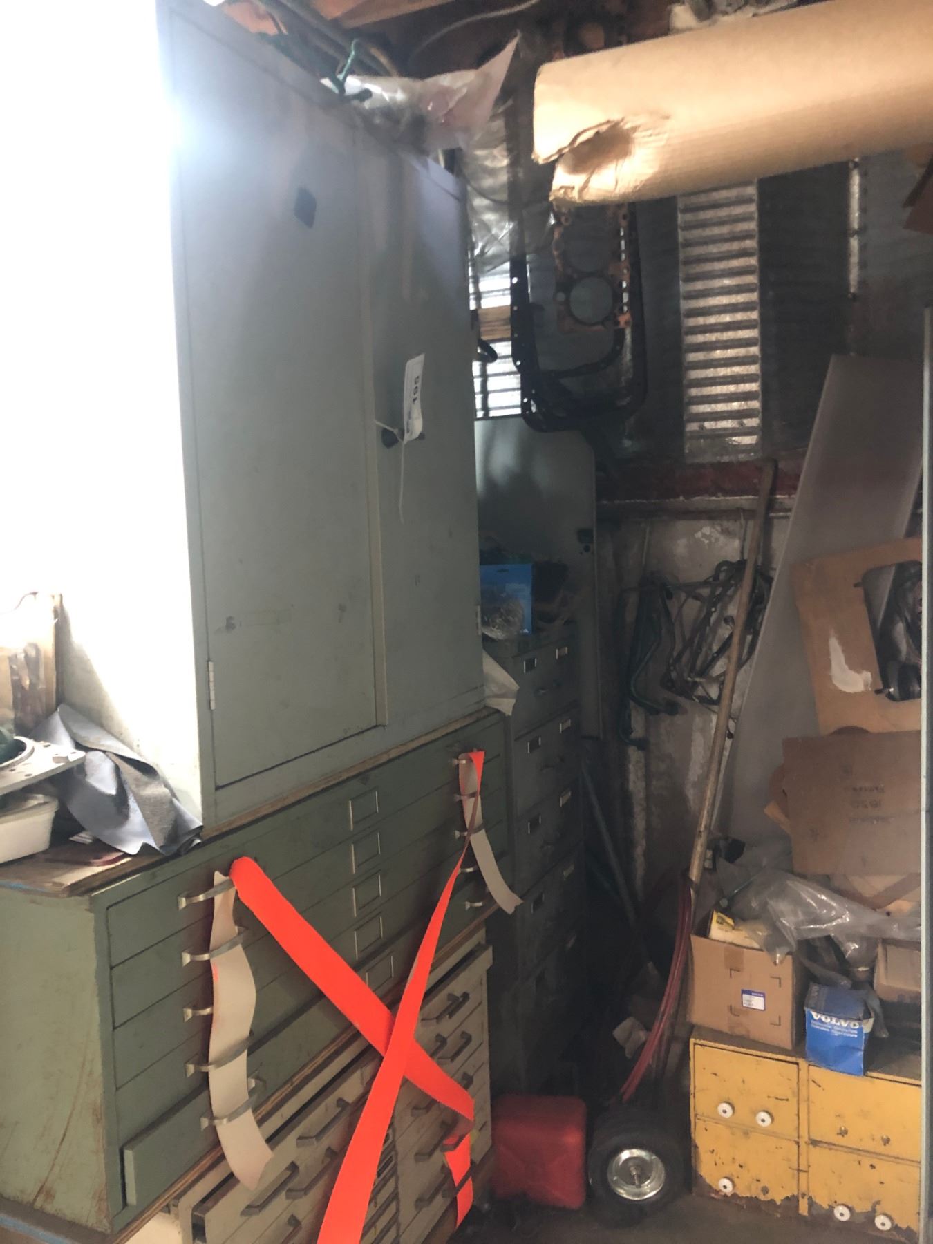 Remaining Contents Of Isle Including Top Storage Cabinets Right