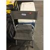 Image 1 : Small Folding Camp Chair