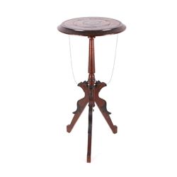 Early 19th Century English Mahogany Table