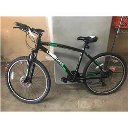 BLACK DIADORA MOUNTAIN BIKE