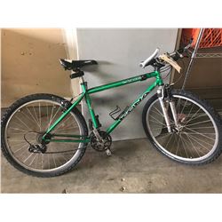 GREEN KONA MOUNTAIN BIKE