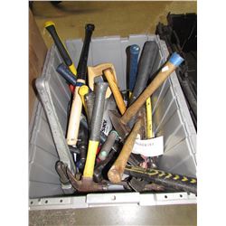 TOTE OF ASSORTED HAND TOOLS (HAMMERS, SAWS, ETC)