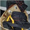 Image 3 : 2 BOXES OF HANDBAGS