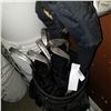 Image 2 : GOLF BAG W/ CLUBS