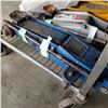 Image 1 : BLUE FLOOR JACK