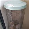 Image 2 : TALL BIRD CAGE ON STAND