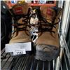 Image 2 : MEDIUM BELL MOTO CROSS HELMET AND SIZE 7.5 STEEL TOE BOOTS