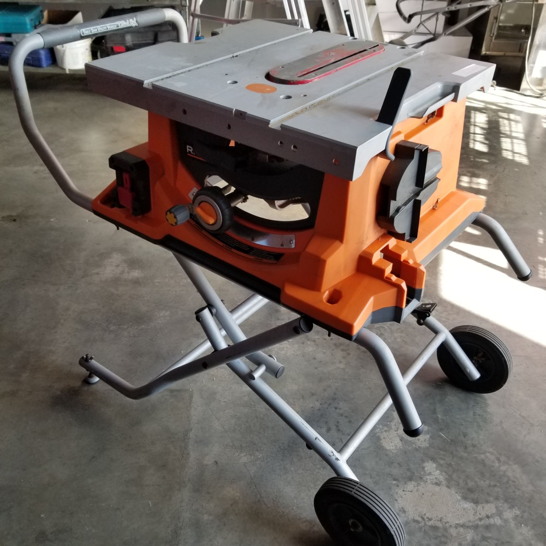 Folding table saw stand with wheels Clearance