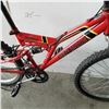 Image 2 : RED HARLEY DAVIDSON BIKE