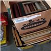 Image 2 : LARGE LOT OF PICTURE FRAMES