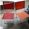 Image 1 : 2 FOLDING PATIO CHAIRS