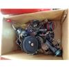 Image 1 : BOX OF FISHING REELS