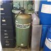 Image 1 : SPEEDAIRE CAST IRON SERIES 60 GALLON STAND UP AIR COMPRESSOR 220V WORKING