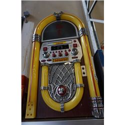 KARAOKE MACHINE