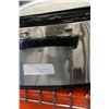 Image 2 : CUISINART STAINLESS PROGRAMMABLE ROASTER OVEN AND CONVECTION BREAD MAKER