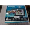 Image 3 : 8" DIGITAL PICTURE FRAME