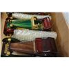 Image 3 : 3 WOODEN CARS
