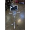 Image 1 : 2FT TALL HAND BAG STAND