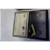 Image 2 : 2 USA COIN SETS WASHINTON CROSSES THE DELAWARE WITH ..900 SILVER 1932 QUARTER, PLUS JOURNEY IN FLIGH