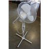 Image 2 : WHITE FLOOR FAN
