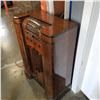 Image 2 : ANTIQUE RCA VICTOR RADIO