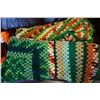 Image 2 : 2 KNITTED BLANKETS